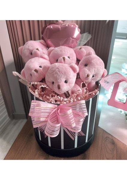 Premium Silindir Hediye Kutusunda, Kalpli Balonlu 6’lı Pembe Ayıcık Buketi fırsatları