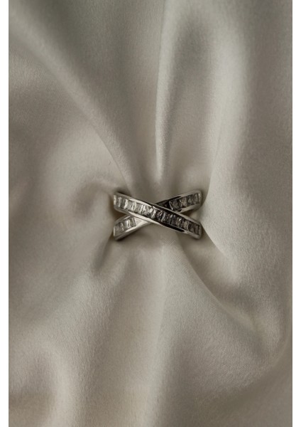 Vıp Çelik Baget Taşlı Çapraz Model Ayarlanabilir Yüzük