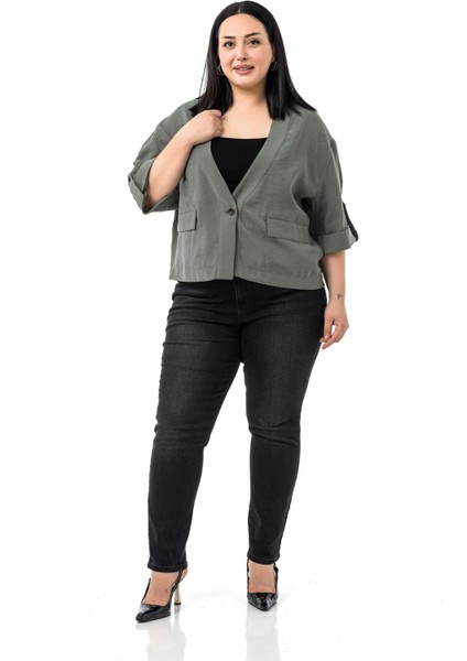 Büyük Beden Tek Düğmeli Düşük Yarım Kollu Apoletli Cepli Kısa Haki Ceket