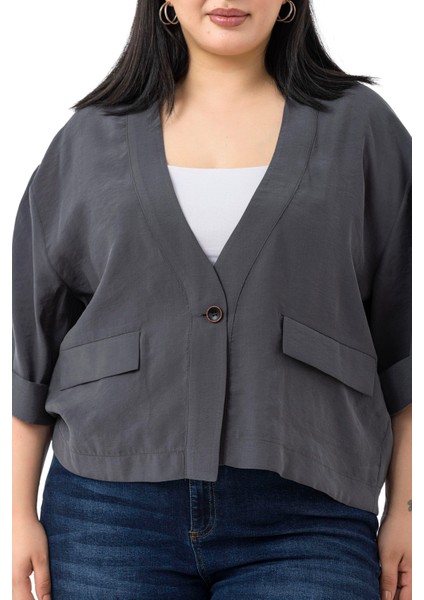 Büyük Beden Tek Düğmeli Düşük Yarım Kollu Apoletli Cepli Kısa Antrasit Ceket fırsatları