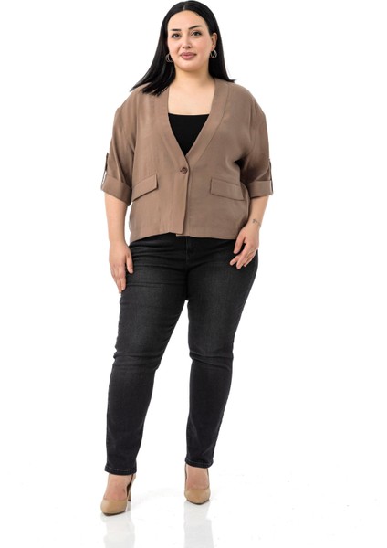 Büyük Beden Tek Düğmeli Düşük Yarım Kollu Apoletli Cepli Kısa Kahverengi Ceket