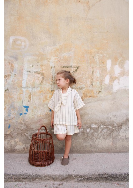 Haki Çizgili Yaka Bağlamalı Alt Üst Takım fiyatları