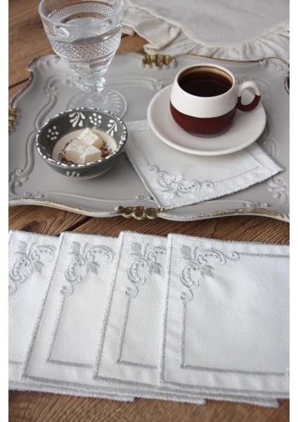 Köşeli 6'lı Kokteyl Kahve Sunum Peçetesi Nakış Işlemeli Gardenya Sunumluk