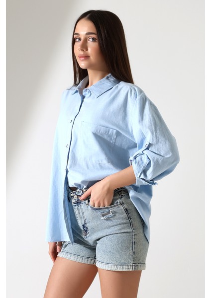 Kadın Gömlek Oversize Kalıp Keten Kumaş Aplike Cepli Apoletli Buz Mavisi Kadın Gömlek fırsatları