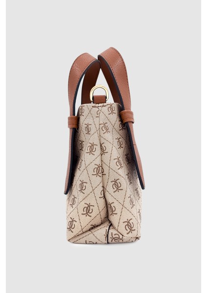 Aurly Asimetrik Askı Detaylı Monogram Çapraz Askılı El Çantası Vizon fırsatları