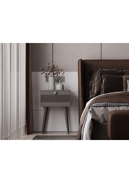 Melura Komodin %100 Mdf Lake Boyalı Ahşap Ayak