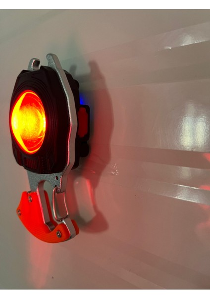 Çok Amaçlı Dağcı Feneri – Beyaz/sarı/kırmızı Işık, Elektrikli Çakmak, Tornavida, Mıknatıs, Islık ve Typ-Ce Şarjlı Güçlü Aydınlatma fiyatları