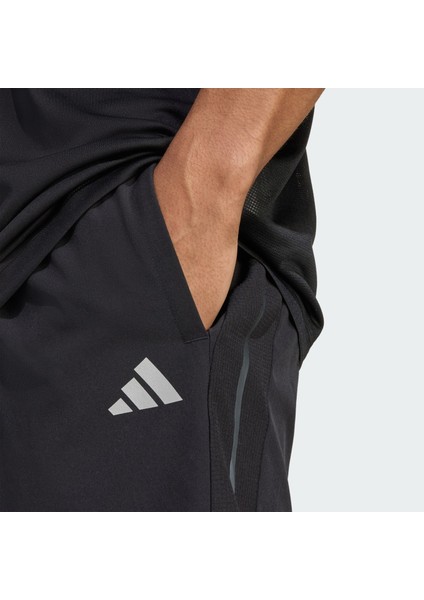 Performance JZ8496 Tech Apparel Shorts fırsatları