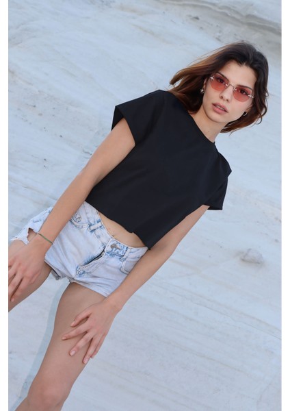 Crop T-Shirt