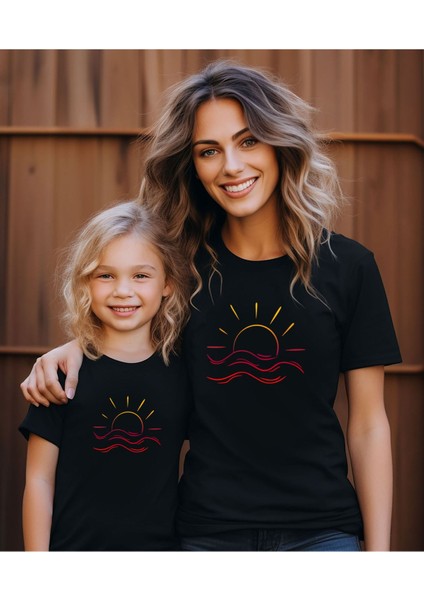Güneş Baskılı Anne-Kız Baba-Oğul Kombin Tişört (Tekli Üründür Kombin Için Sepete 2 Adet Ekleyiniz)