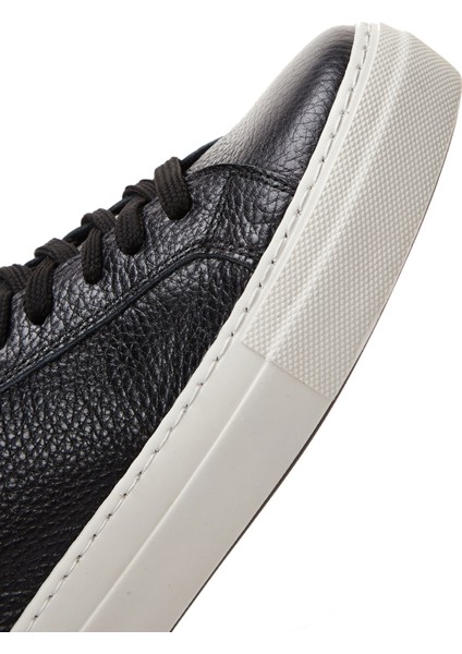 Kadın Siyah Bağcıklı Kalın Tabanlı Deri Sneaker 25AFD3700FT