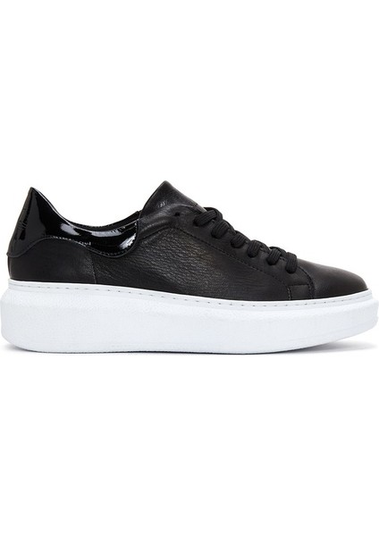 Kadın Siyah Bağcıklı Kalın Taban Deri Sneaker 25AFD370114