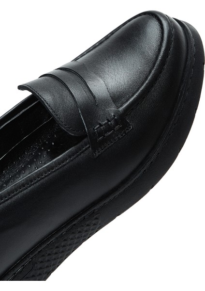 Kadın Siyah Deri Comfort Loafer 25AFD410018