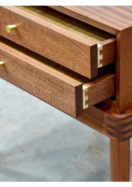 Denze Masif Ceviz Ahşap Pirinç Detaylı 2 Çekmeceli Komodin fırsatları