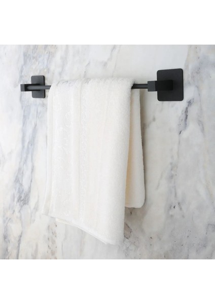 Tamarınd® Kendiliğinden Yapışkanlı Siyah Çubuk Havluluk fırsatları