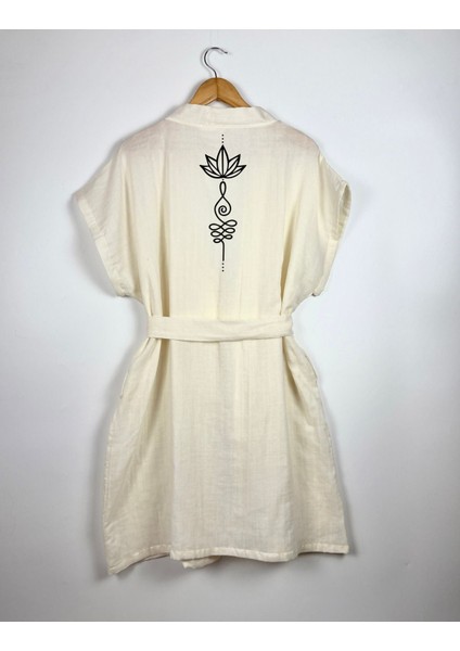 Lotus ve Unalome Görselli Ekru Renk Düşük Kol Müslin Kimono indirimleri