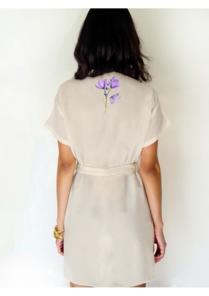 Mor Çiçek ve Kelebek Görselli Ekru Renk Düşük Kol Müslin Kimono fiyatları