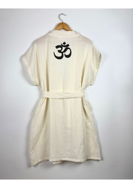 Om Sembolü Görselli Ekru Renk Düşük Kol Müslin Kimono indirimleri