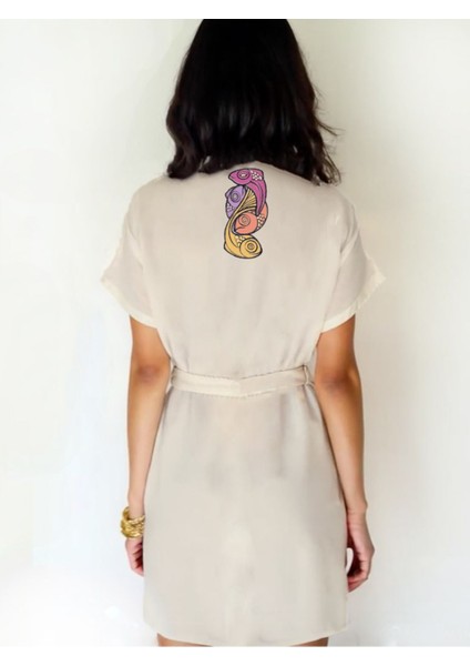 Grafik Mor Balık Görselli Ekru Renk Düşük Kol Müslin Kimono fiyatları