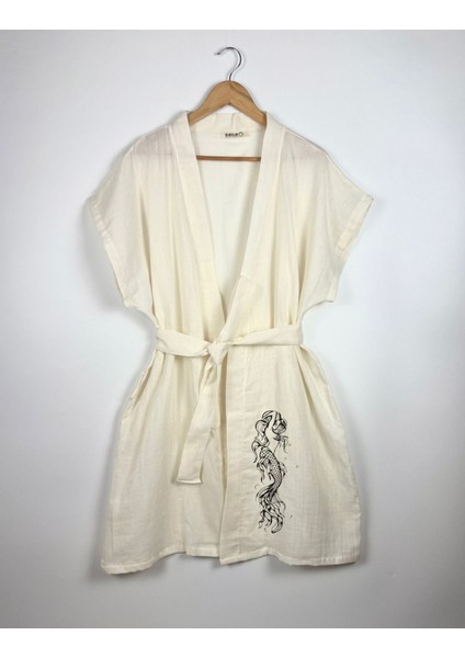 Grafik Mor Balık Görselli Ekru Renk Düşük Kol Müslin Kimono indirimleri