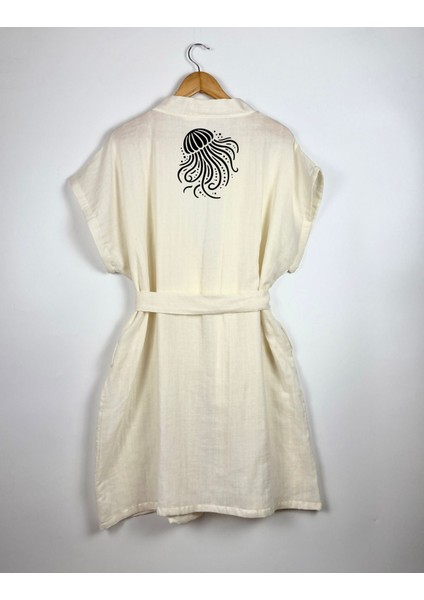 Siyah Ahtapot Görselli Ekru Renk Düşük Kol Müslin Kimono indirimleri