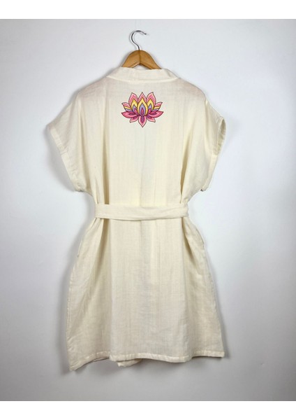 Pembe Lotus Görselli Ekru Renk Düşük Kol Müslin Kimono indirimleri