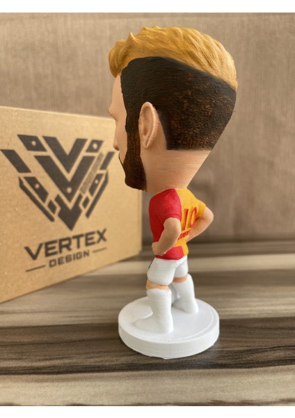 Mertens Gẩlẩtẩsẩrẩy 3D Futbolcu Taraftar Biblo Figür Erkek Hediyelik Oyuncak Sarı Kırmızı Aslan Erkek Sevgiliye Hediye Doğum Günü Hediyesi Dekorasyon Masa Süsü , Kişiye Özel Hediye modelleri