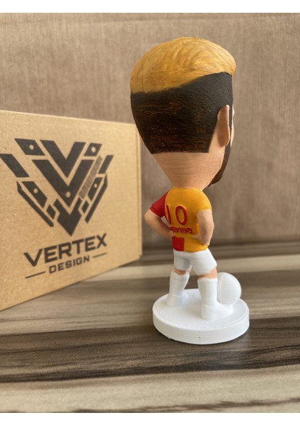 Mertens Gẩlẩtẩsẩrẩy 3D Futbolcu Taraftar Biblo Figür Erkek Hediyelik Oyuncak Sarı Kırmızı Aslan Erkek Sevgiliye Hediye Doğum Günü Hediyesi Dekorasyon Masa Süsü , Kişiye Özel Hediye indirimleri