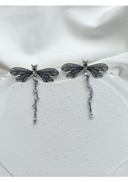 Siyah Taşlı Tasarım Küpe