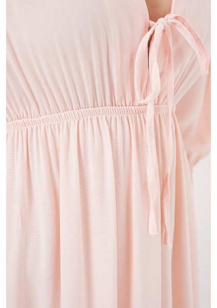 2570 Kadın Beli Büzgülü V Yaka Elbise - Pudra indirimleri