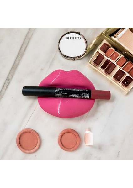 Estetik Dudak Tasarımlı Ruj Standı | Makyaj Masası Aksesuarı