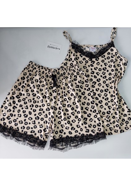 Leopar Desenli Milan Kumaş Pijama Takımı