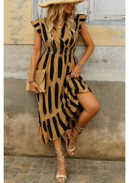 Kadın Kısa Kollu Kruvaze Yakalı Fırfırlı Süprem Elbise