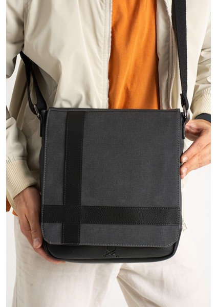 Şık Kanvas Postacı Çantası, Unisex, Siyah, Askılı ve Omuz Kullanımı