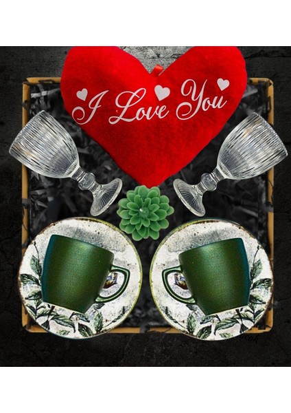 Sevgiliye Hediye Seti Kalp Yastık Kahve Fincanı Kahve Yanı Cam Bardak