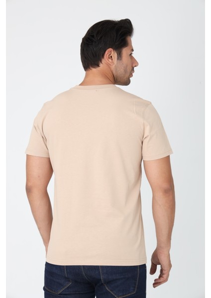 Bej Tişört - Ön Orta Kısımda Gri Nakışlı "zekora" Yazı fırsatları