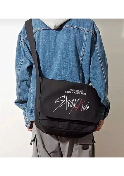 Unisex Siyah Kpop Serisi Stray Kids Baskılı Postacı Çantası modelleri