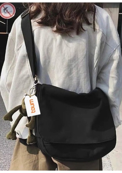 Siyah Unisex Sokak Tarzı Postacı Çanta, Şık ve Rahat Kullanım Için Tasarlandı