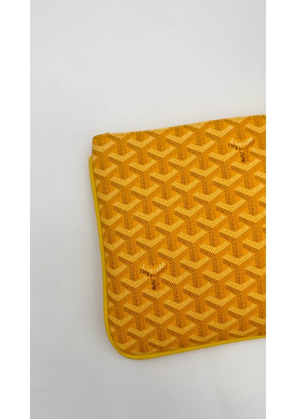 Sarı Logo Detaylı El Çantası modelleri