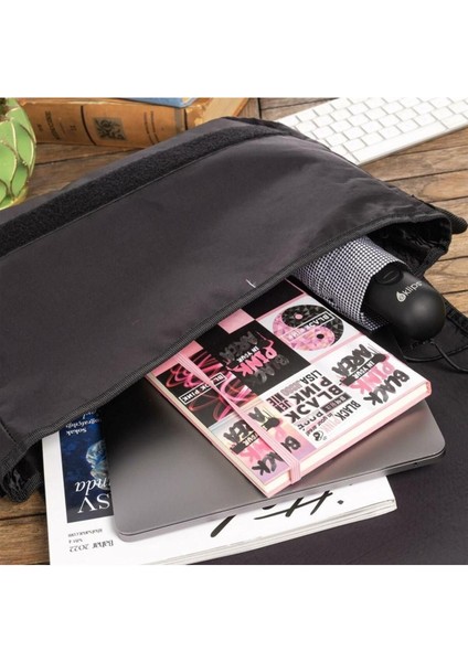 Düz Siyah Unisex Postacı ve Laptop Çantası, Şık ve Kullanışlı Tasarım fırsatları