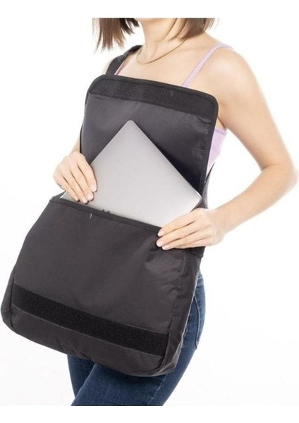 Düz Siyah Unisex Postacı ve Laptop Çantası, Şık ve Kullanışlı Tasarım fırsatları