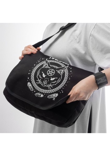 Gothic Kedi Baskılı Unisex Postacı Çantası, Siyah Renk, Şık ve Pratik Tasarım