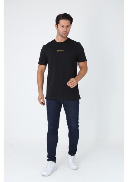 Siyah Tişört - Ön Orta Kısımda Sarı Nakışlı "zekora" Yazı