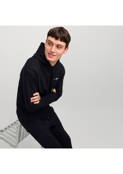 Erkek Gögüs Minimal Logo Baskili Kapüsonlu Sweatshirt - Beau fırsatları