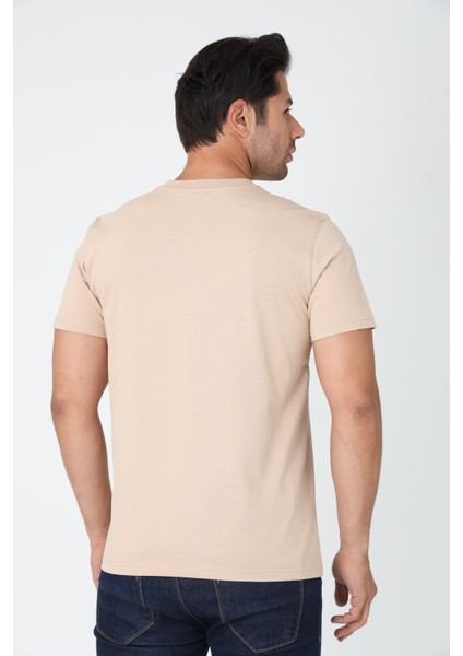 Bej Tişört - Ön Orta Kısımda Sarı Nakışlı "zekora" Yazı fırsatları