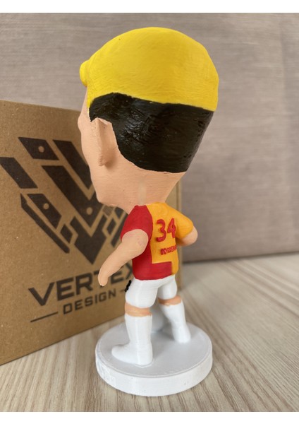 Torreira Gẩlẩtẩsẩrẩy 3D Futbolcu Taraftar Biblo Figür Erkek Hediyelik Oyuncak Sarı Kırmızı Aslan Erkek Sevgiliye Hediye Doğum Günü Hediyesi Dekorasyon Masa Süsü , Kişiye Özel Hediye modelleri