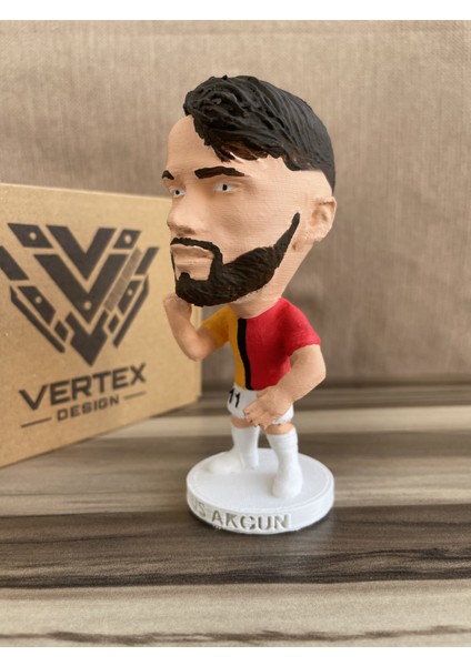 Yunus Akgün Gẩlẩtẩsẩrẩy 3D Futbolcu Taraftar Biblo Figür Erkek Hediyelik Oyuncak Sarı Kırmızı Aslan Erkek Sevgiliye Hediye Doğum Günü Hediyesi Dekorasyon Masa Süsü , Kişiye Özel Hediye indirimleri