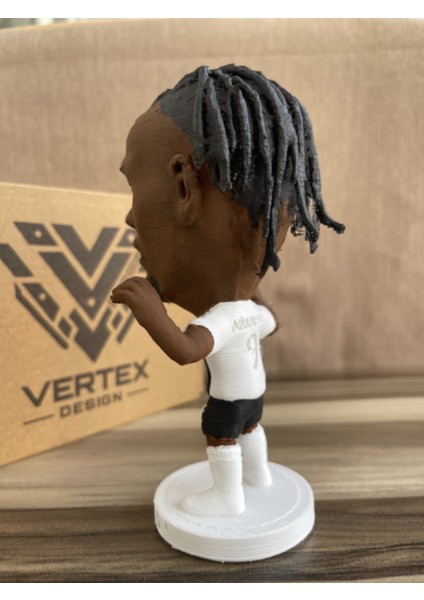 Abraham Bêşiktẩş 3D Futbolcu Taraftar Biblo Figür Erkek Hediyelik Oyuncak Siyah Beyaz Kartal Erkek Sevgiliye Hediye Doğum Günü Hediyesi Dekorasyon Masa Süsü , Kişiye Özel Hediye fiyatları