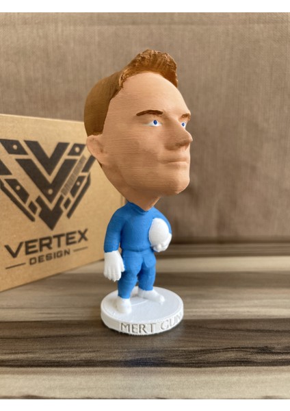 Mert Günok Bêşiktẩş 3D Futbolcu Taraftar Biblo Figür Erkek Hediyelik Oyuncak Siyah Beyaz Kartal Erkek Sevgiliye Hediye Doğum Günü Hediyesi Dekorasyon Masa Süsü , Kişiye Özel Hediye modelleri