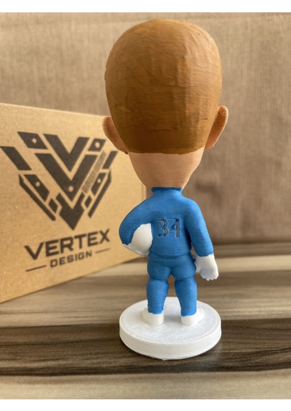 Mert Günok Bêşiktẩş 3D Futbolcu Taraftar Biblo Figür Erkek Hediyelik Oyuncak Siyah Beyaz Kartal Erkek Sevgiliye Hediye Doğum Günü Hediyesi Dekorasyon Masa Süsü , Kişiye Özel Hediye indirimleri